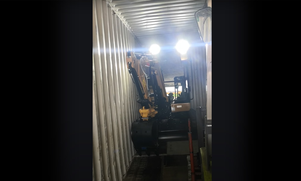 WE26 Excavator Loading Vedio